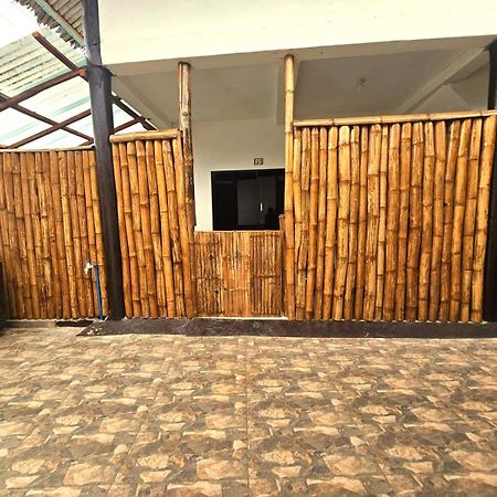 Big Bamboo Beach Resort Sipalay Buitenkant foto