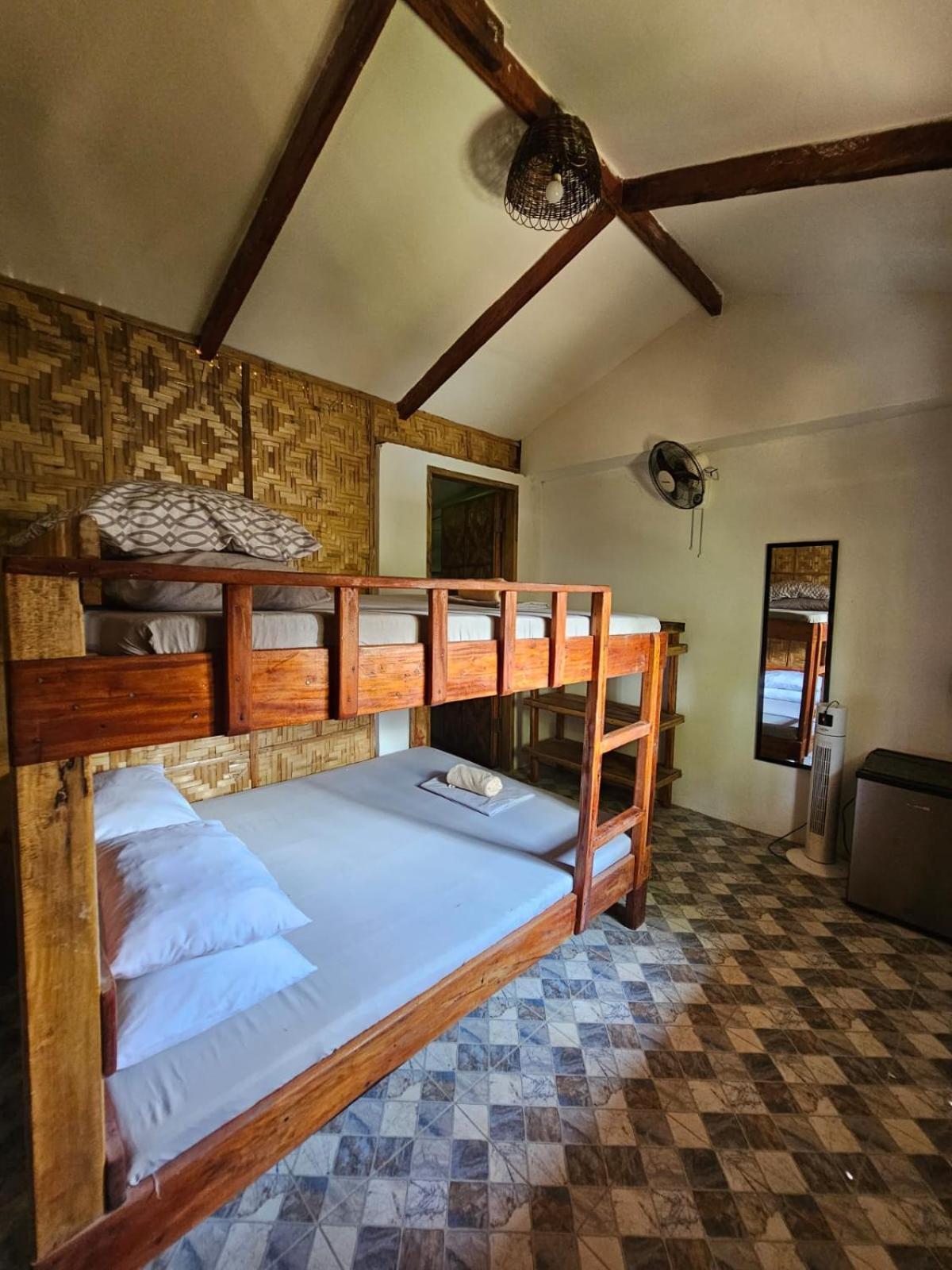 Big Bamboo Beach Resort Sipalay Buitenkant foto