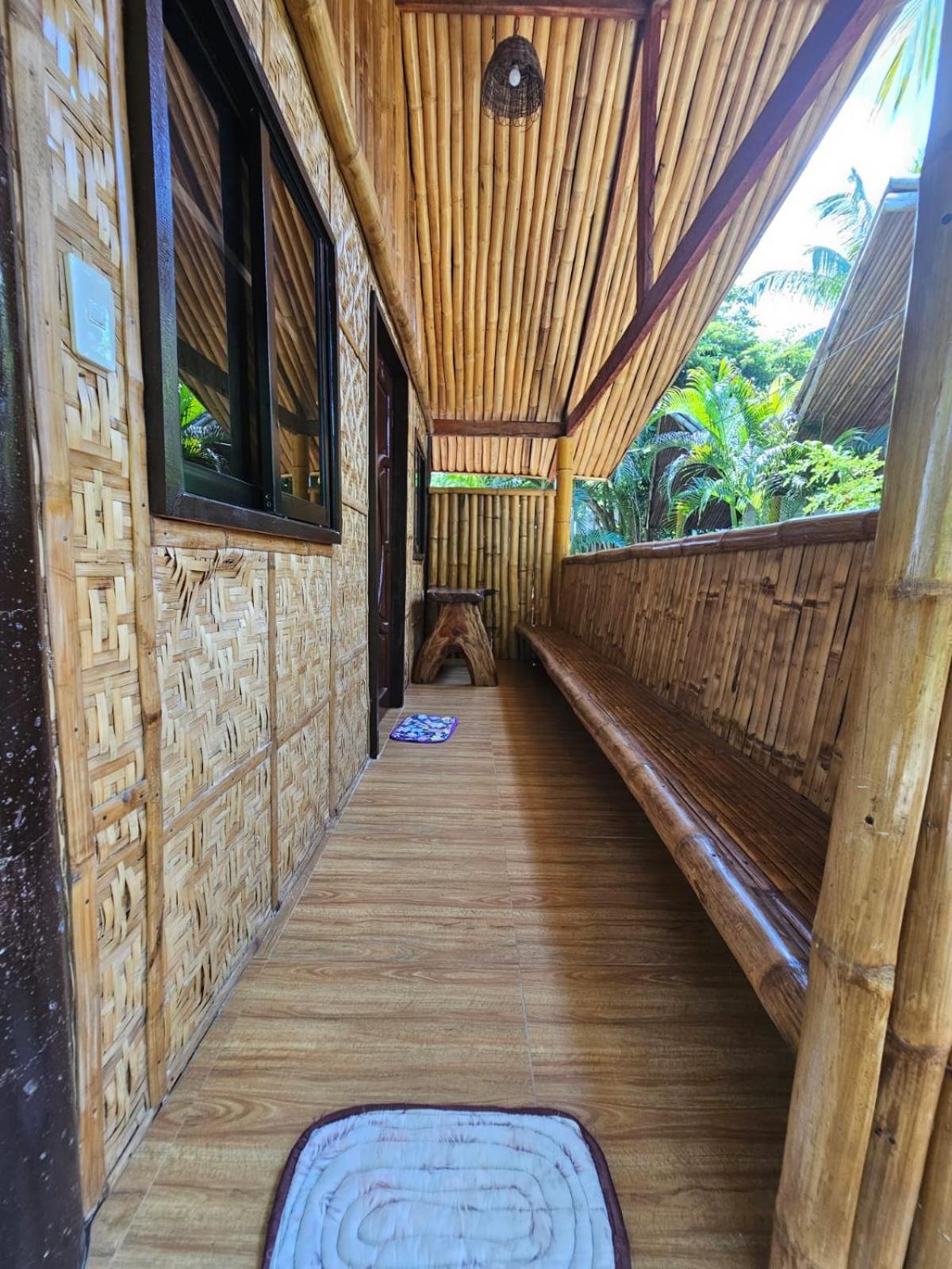 Big Bamboo Beach Resort Sipalay Buitenkant foto