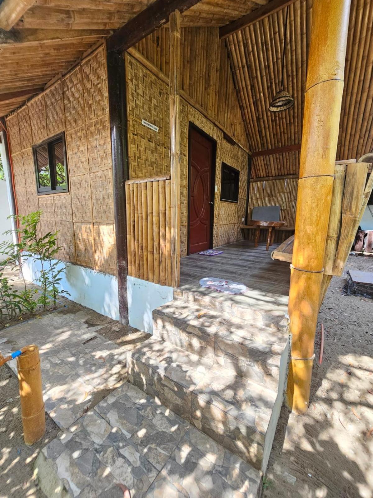 Big Bamboo Beach Resort Sipalay Buitenkant foto