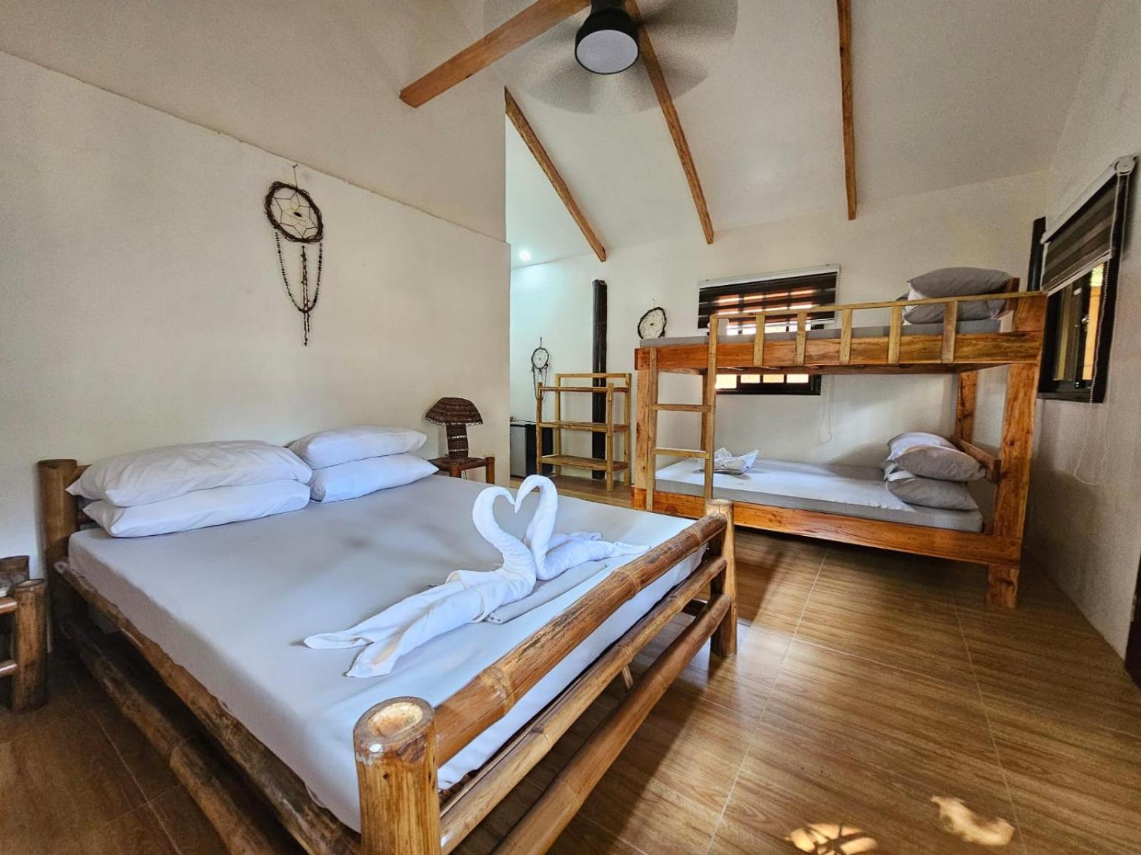 Big Bamboo Beach Resort Sipalay Buitenkant foto